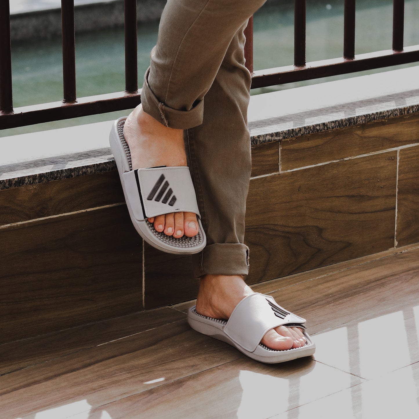 Comfort Redefined: ACTIVA Men's Lightweight Slides