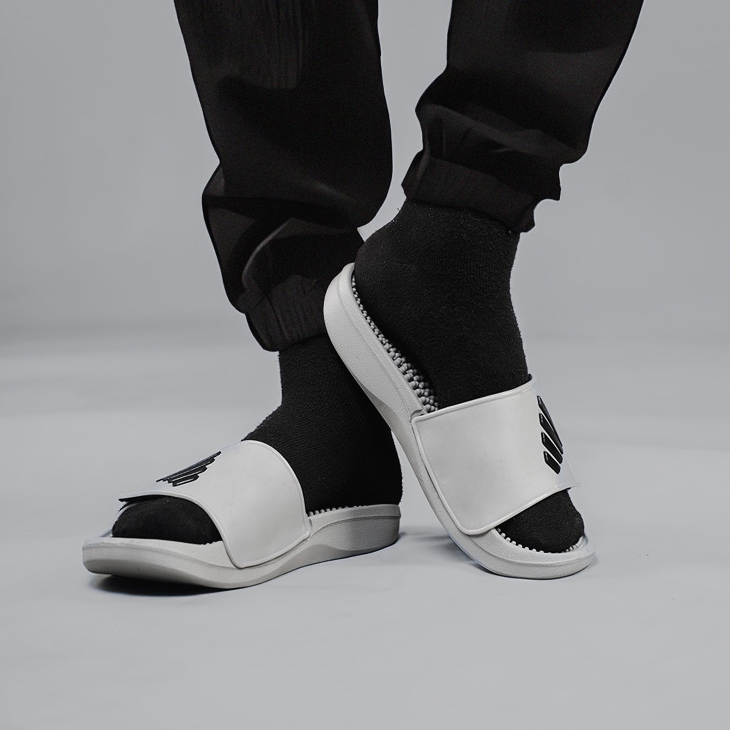 Comfort Redefined: ACTIVA Men's Lightweight Slides