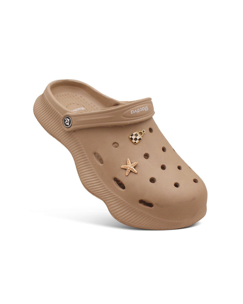 Women's Wide Footprint Comfort Clogs